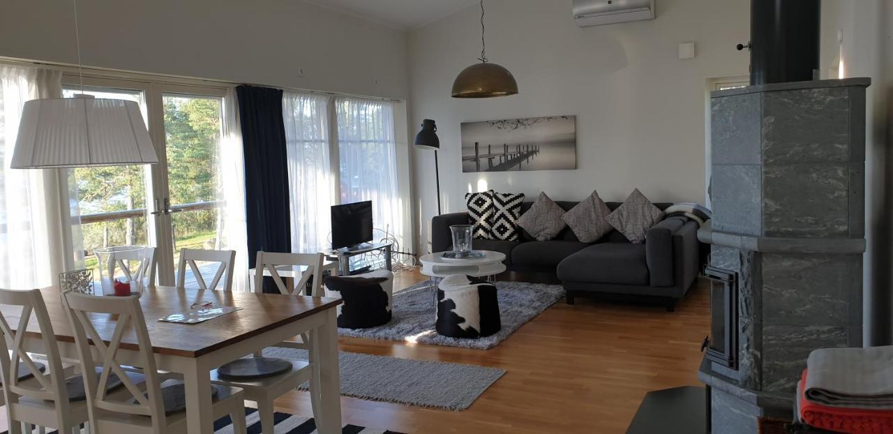 Basto Hotel & Stugby Palsbole Eksteriør bilde