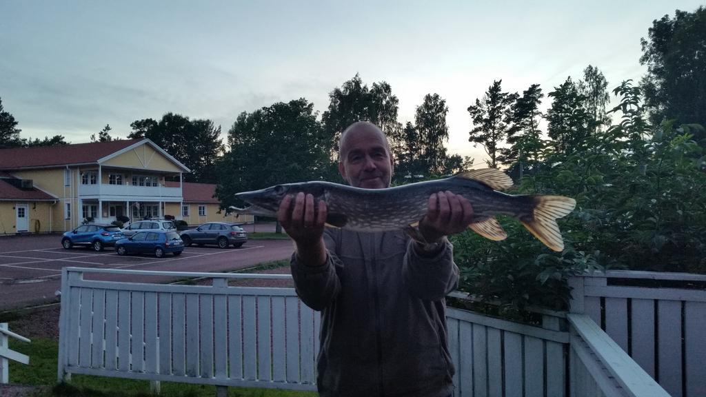 Basto Hotel & Stugby Palsbole Eksteriør bilde