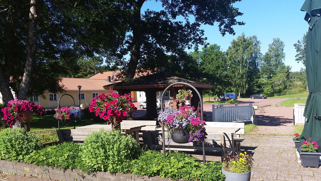 Basto Hotel & Stugby Palsbole Eksteriør bilde