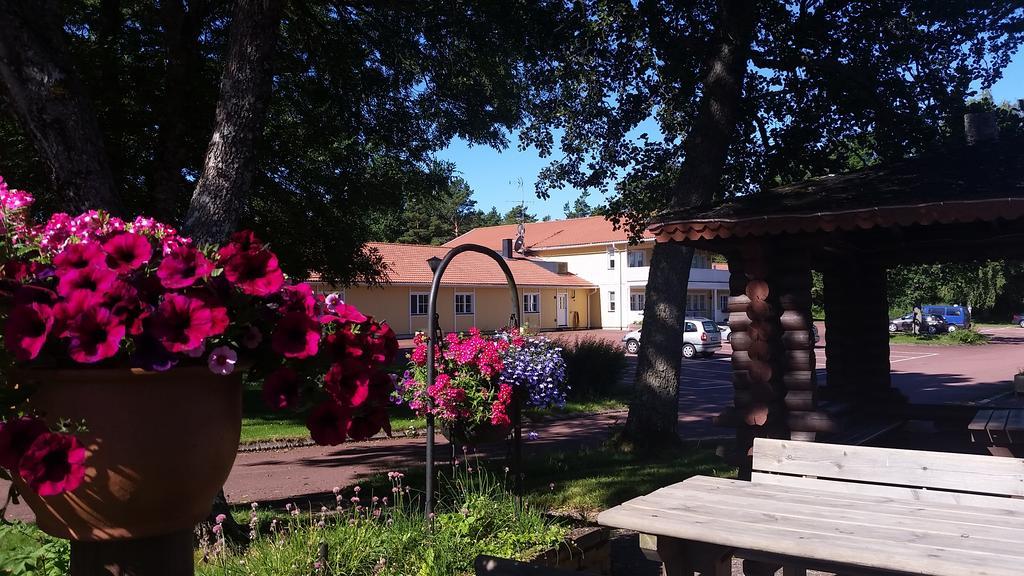 Basto Hotel & Stugby Palsbole Eksteriør bilde