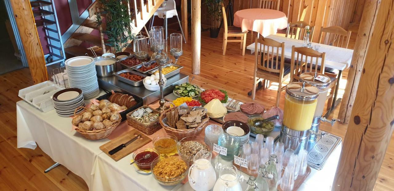 Basto Hotel & Stugby Palsbole Eksteriør bilde
